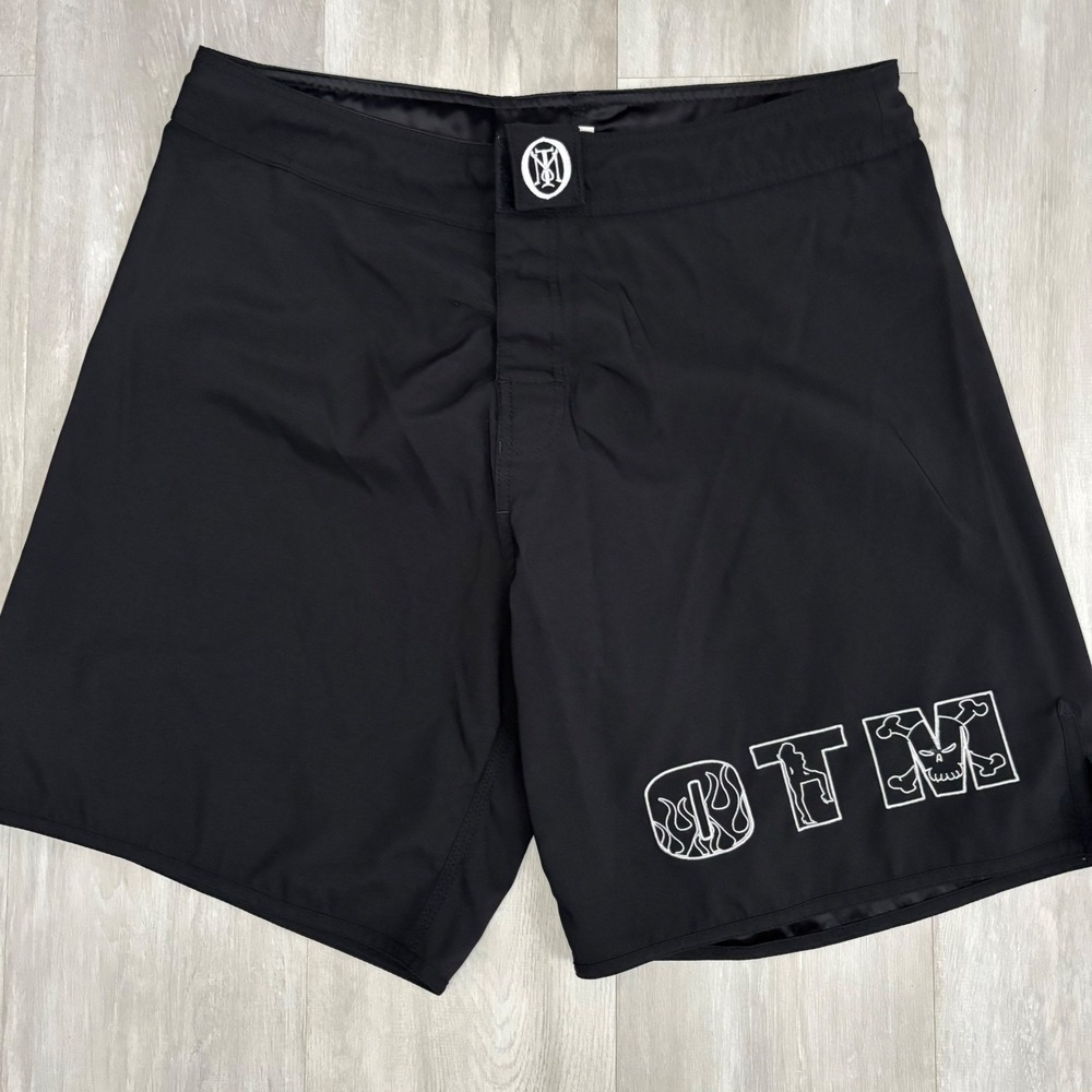 OTM Fight Shop Mens Black MMA Board Shorts Size 36 Grappling Training